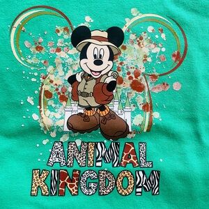 Gildan Green Animal Kingdom Tee
